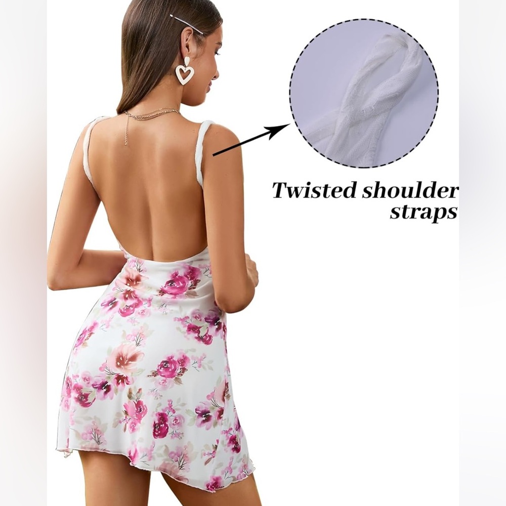 Floral mini dress with lace detail - Picture 7 of 8